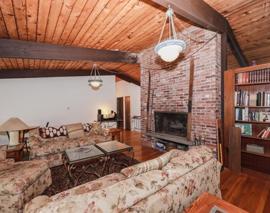 75 Taylor - Photo Thumbnail 6