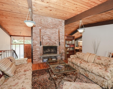 75 Taylor - Photo Thumbnail 4