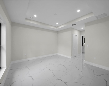 636 Ladd Street - Photo Thumbnail 17