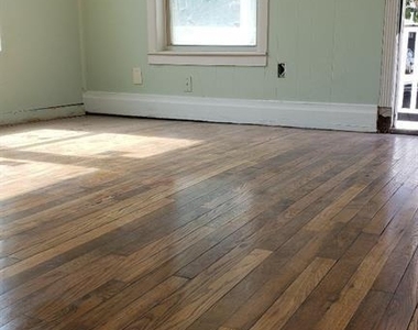 814 39th Street - Photo Thumbnail 12