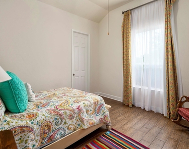1810 Daly Way - Photo Thumbnail 22