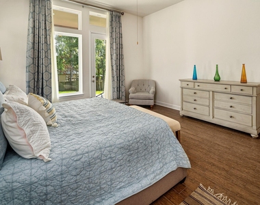 1810 Daly Way - Photo Thumbnail 15