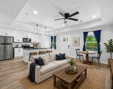 5938 Glen Grove Street - Photo Thumbnail 12