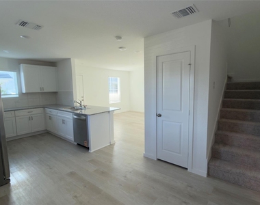 30521 Bladnoch Lane - Photo Thumbnail 2