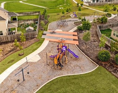 10422 Milford Woods Lane - Photo Thumbnail 22