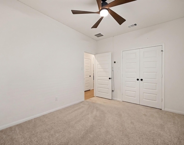 10422 Milford Woods Lane - Photo Thumbnail 16