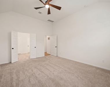 10422 Milford Woods Lane - Photo Thumbnail 9