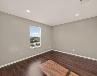 6542 Carly Park Way - Photo Thumbnail 22