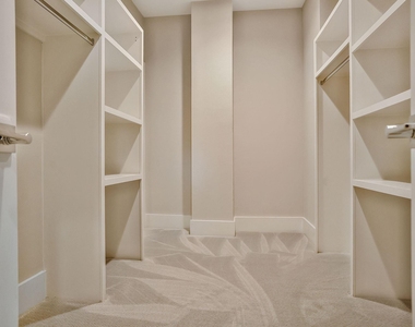 838 Fisher Street - Photo Thumbnail 14