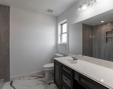 2702 Oat Harvest Ct - Photo Thumbnail 13