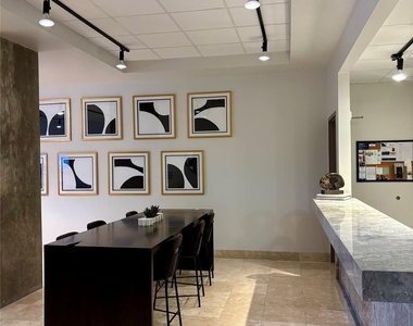 4899 Montrose Boulevard - Photo Thumbnail 17