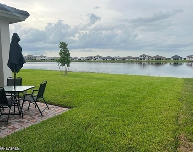 4943 Brigata Way - Photo Thumbnail 9