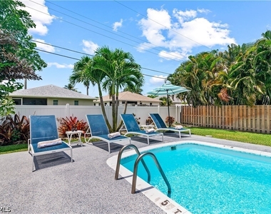 764 94th Avenue N - Photo Thumbnail 35