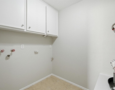 2506 Nightowl Trail - Photo Thumbnail 21