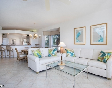 7655 Pebble Creek Circle - Photo Thumbnail 4