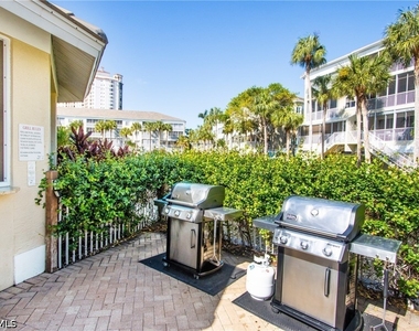 7655 Pebble Creek Circle - Photo Thumbnail 24