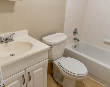 4627 Bayshore Drive - Photo Thumbnail 8