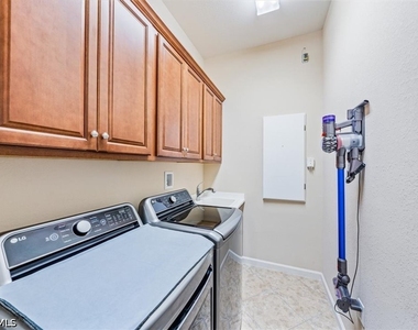 26479 Lucky Stone Road - Photo Thumbnail 21