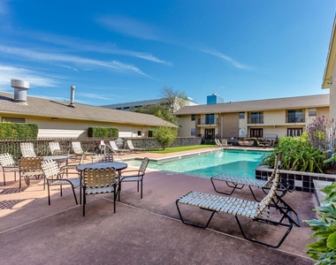 3131 Cummins Street - Photo Thumbnail 25