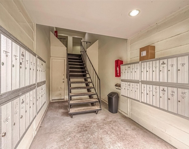 3131 Cummins Street - Photo Thumbnail 28