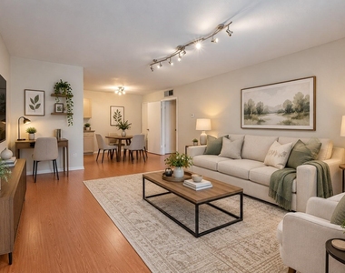 3131 Cummins Street - Photo Thumbnail 4