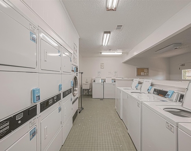 3131 Cummins Street - Photo Thumbnail 27