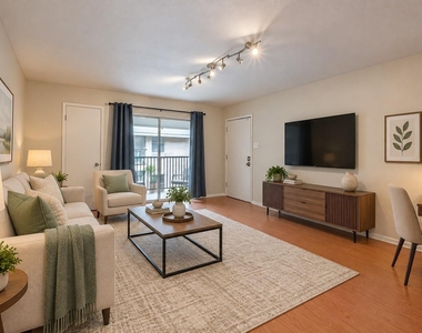 3131 Cummins Street - Photo Thumbnail 6