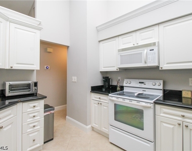 700 Lambton Lane - Photo Thumbnail 18