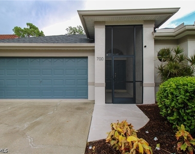 700 Lambton Lane - Photo Thumbnail 5