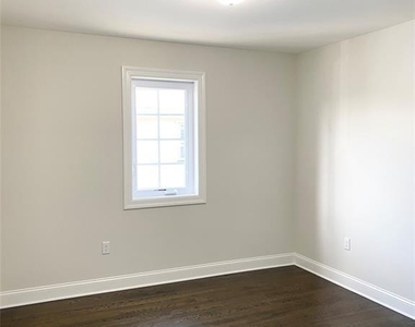 61 Chestnut - Photo Thumbnail 15