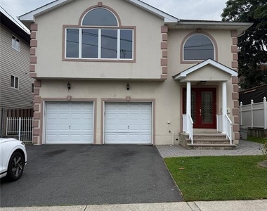 147 Westminster - Photo Thumbnail 1
