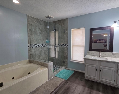 15006 Delbarton Drive - Photo Thumbnail 14