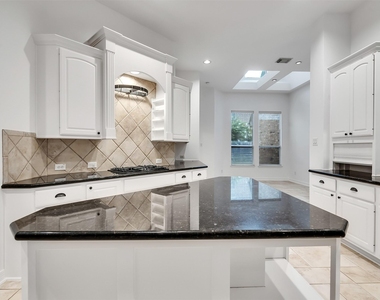 1211 Sterling Court - Photo Thumbnail 26