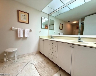 11118 Gulf Shore Drive - Photo Thumbnail 8