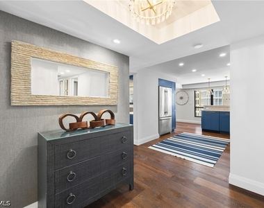 4451 Gulf Shore Boulevard N - Photo Thumbnail 5