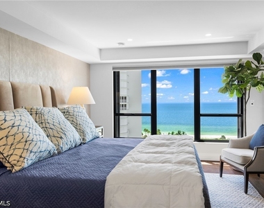 4451 Gulf Shore Boulevard N - Photo Thumbnail 1