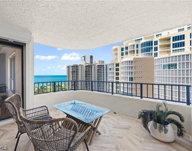 4451 Gulf Shore Boulevard N - Photo Thumbnail 27
