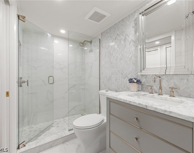 4451 Gulf Shore Boulevard N - Photo Thumbnail 29