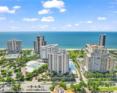 4451 Gulf Shore Boulevard N - Photo Thumbnail 34