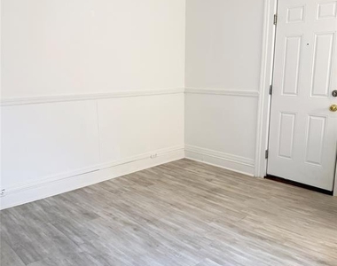 115 Allendale - Photo Thumbnail 4