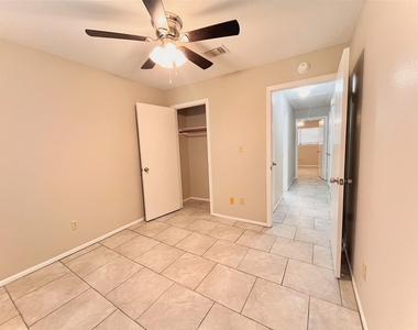 2100 Austin Street - Photo Thumbnail 20