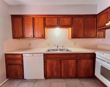 2100 Austin Street - Photo Thumbnail 7