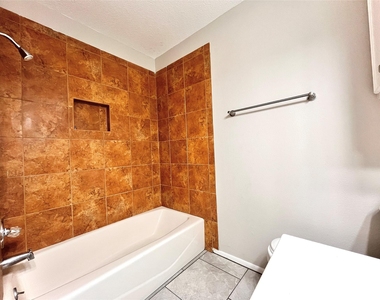 2100 Austin Street - Photo Thumbnail 23