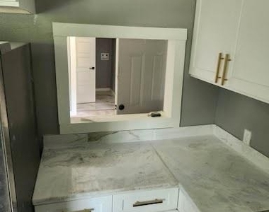 4160 Bethlehem Avenue - Photo Thumbnail 7