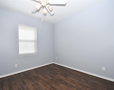 3730 Rocky Ledge Lane - Photo Thumbnail 19