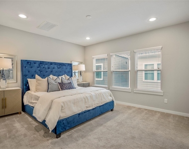 8474 Berry Green Lane - Photo Thumbnail 7