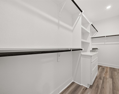 6723 Burkett Street - Photo Thumbnail 2