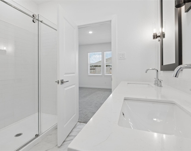 8434 Tranquil Bay Court - Photo Thumbnail 15
