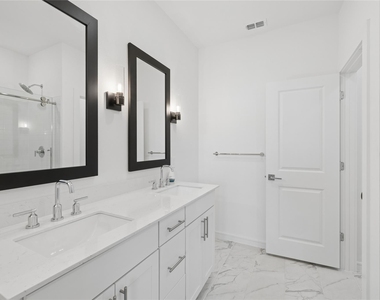 8434 Tranquil Bay Court - Photo Thumbnail 13