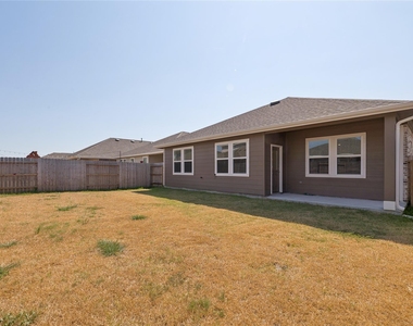 8434 Tranquil Bay Court - Photo Thumbnail 18